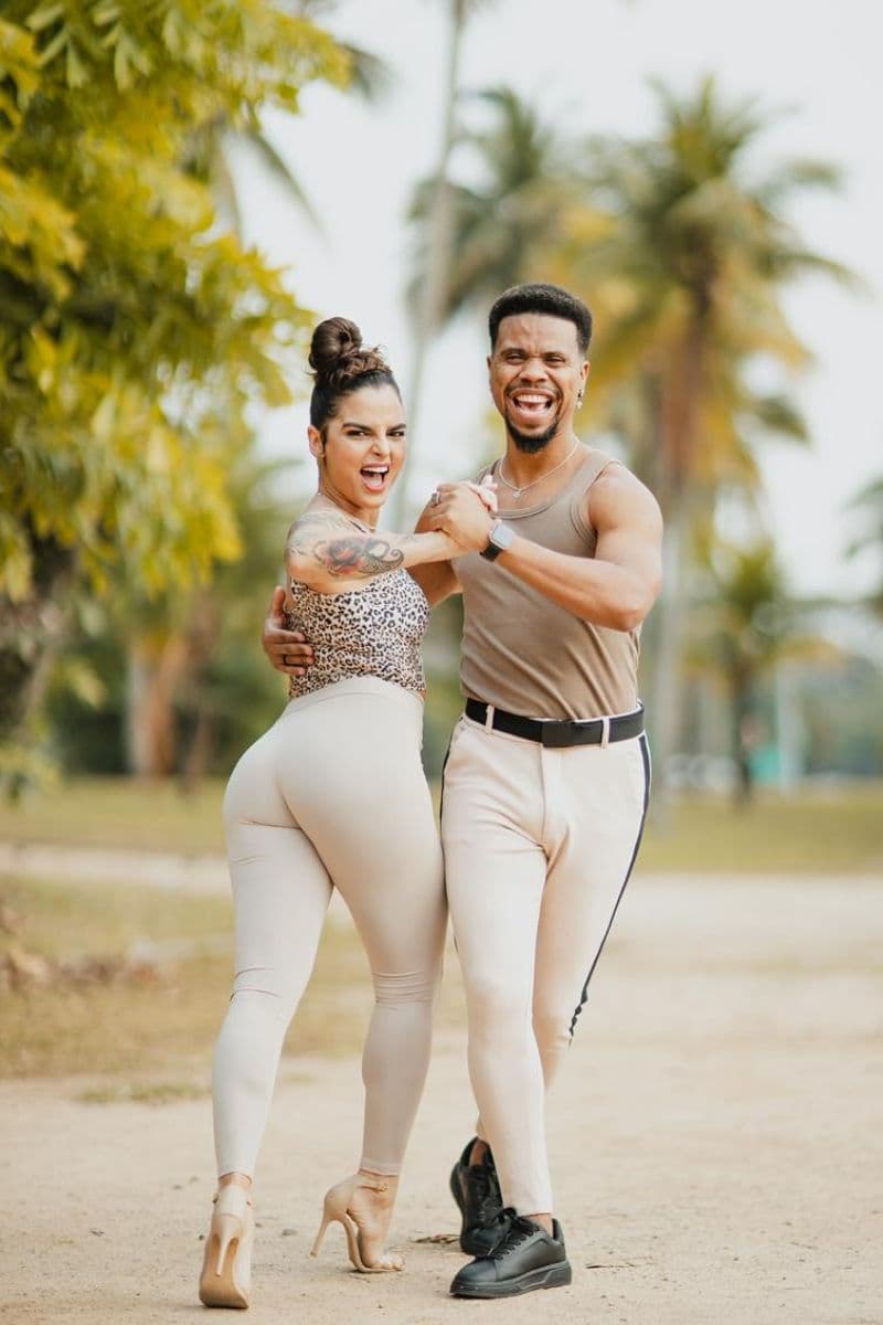 Leo Fortes e Robertinha — Samba de Gafieira e Samba Funkeado
